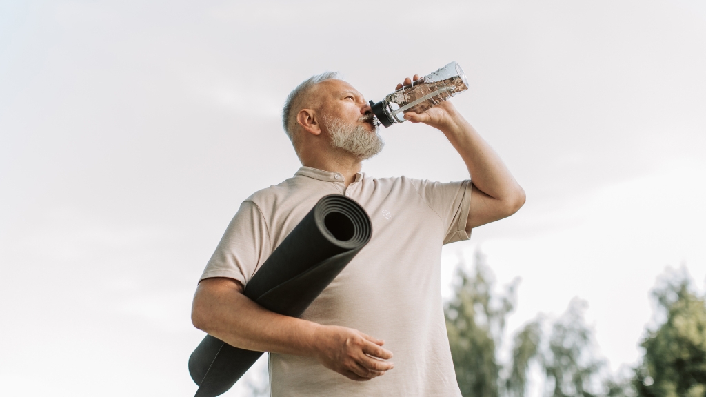 Personne âgée qui pratique du sport santé à Montpellier
