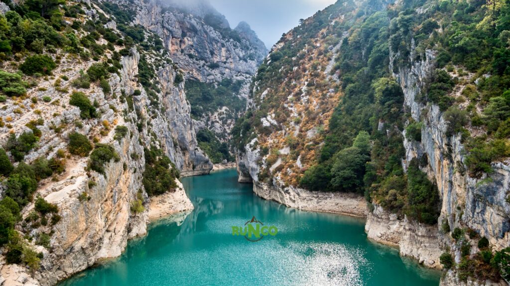 Les gorges de l’Hérault : fraîcheur naturelle et cadre sauvage